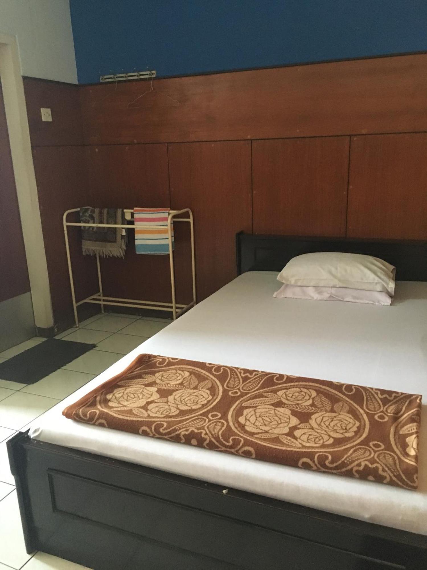Oyo Life 1708 Hotel Budi Famili 1 Syariah Ciamis Exterior photo